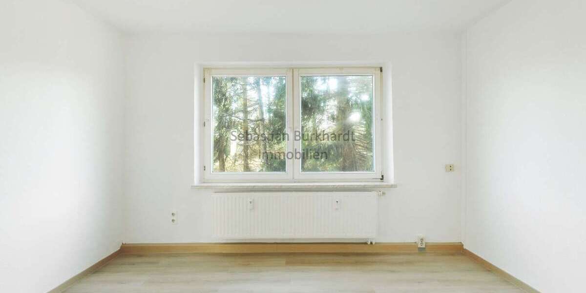 Etagenwohnung Gehren Gehren - 4 Zimmer, 69 m&sup2;, 375&euro; | Angebot:26224574