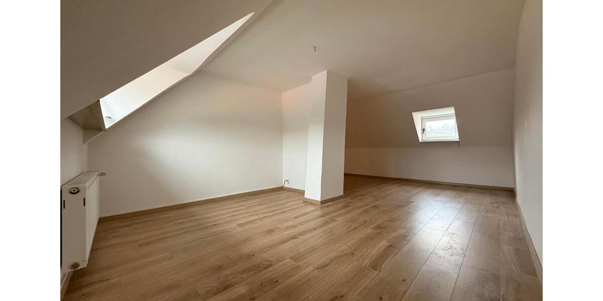 Einfamilienhaus Trier Nord - 4 Zimmer, 90 m&sup2;, 1.450&euro; | Angebot:26085360