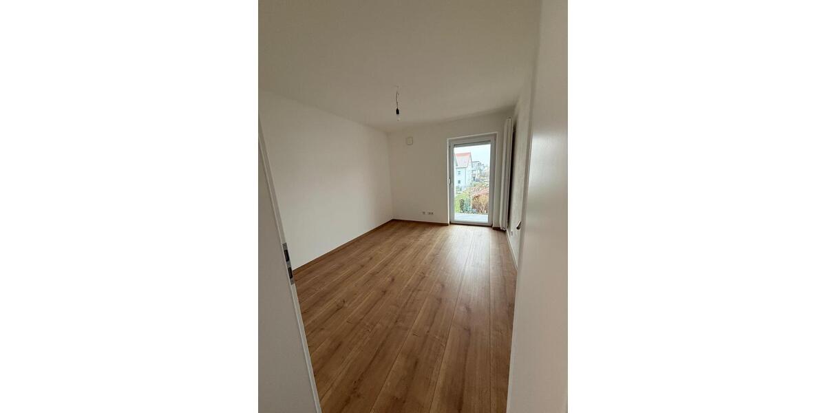 Etagenwohnung Lauingen (Donau) - 3 Zimmer, 76 m&sup2;, 1.150&euro; | Angebot:24716775