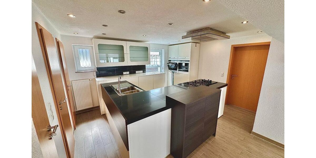 Einfamilienhaus Schramberg - 5 Zimmer, 176 m&sup2;, 1.449&euro; | Angebot:25831363