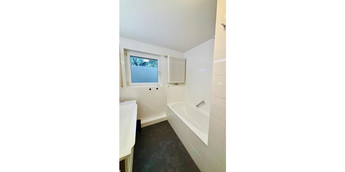 Etagenwohnung Starnberg - 4 Zimmer, 110 m&sup2;, 3.500&euro; | Angebot:25149911