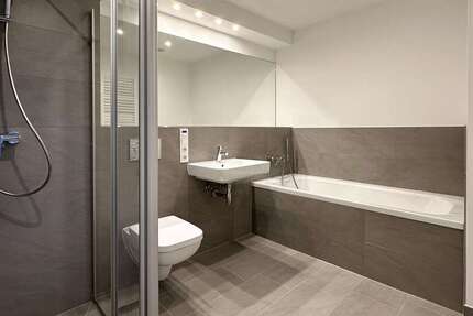 Wohnung zum Mieten in Leipzig 1.419,50 € 81.12 m² 2 zimmer