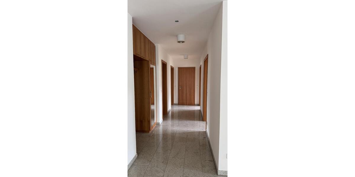 Erdgeschoßwohnung Kupferzell - 3.5 Zimmer, 163 m&sup2;, 1.540&euro; | Angebot:26616085