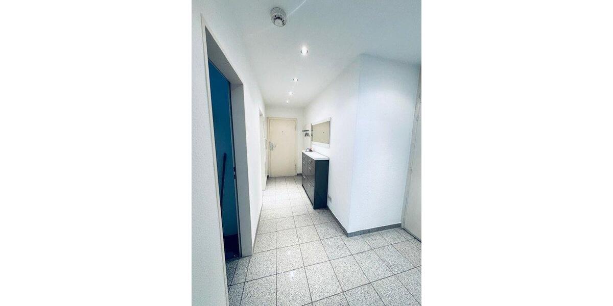 Etagenwohnung Mönchengladbach Nord - 2 Zimmer, 68 m&sup2;, 700&euro; | Angebot:26543519