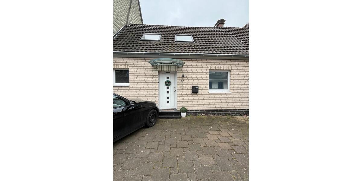 Einfamilienhaus Köln Kalk - 3 Zimmer, 107 m&sup2;, 2.000&euro; | Angebot:27615697