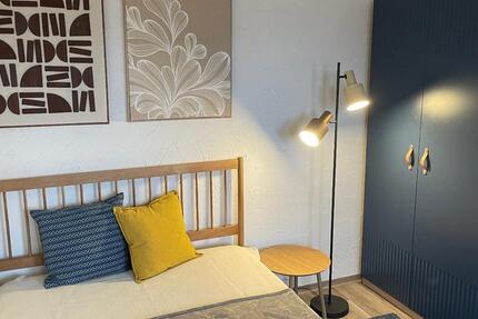Wohnen auf Zeit Buckenhof - 4 Zimmer, 14 m&sup2;, 440&euro; | Angebot:26541640