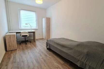 WG-Zimmer in Hamburg 650 € 12 m² zimmer