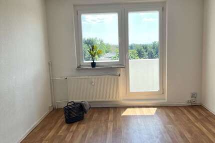 Wohnung Lutherstadt Wittenberg Lerchenbergsiedlung - 3 Zimmer, 69 m&sup2;, 415&euro; | Angebot:26781327