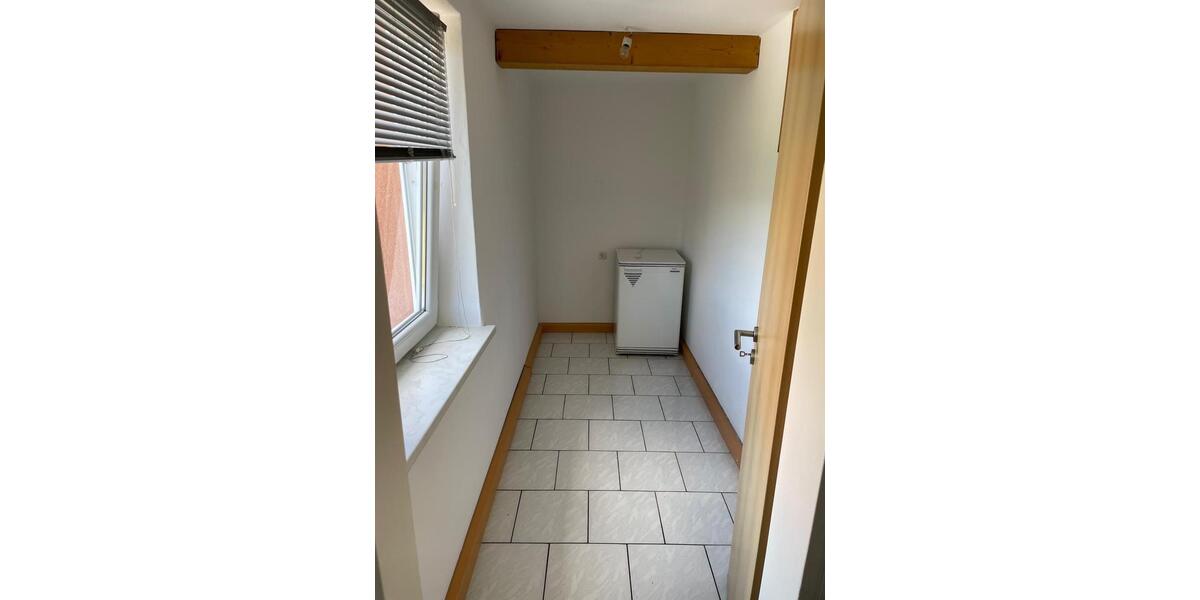 Etagenwohnung Waal - 3 Zimmer, 80 m&sup2;, 980&euro; | Angebot:26557024