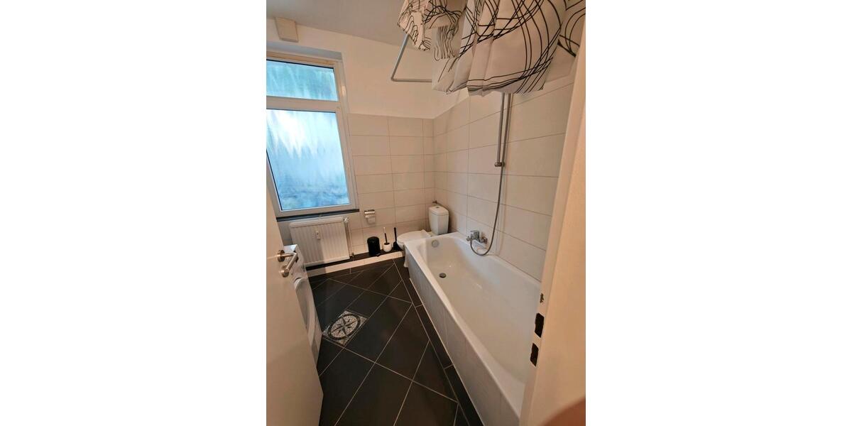 Erdgeschoßwohnung Hamburg Harburg - 1 Zimmer, 15 m&sup2;, 510&euro; | Angebot:26634906