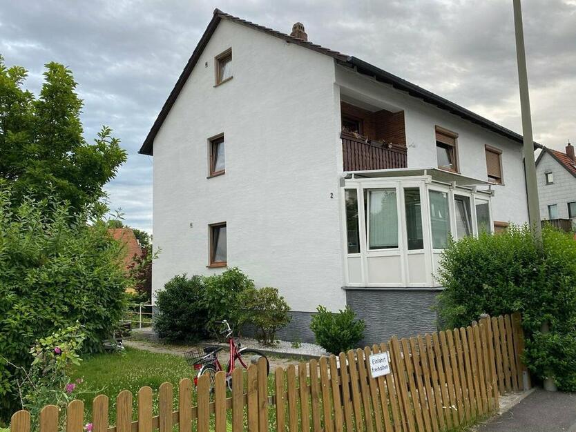 Gepflegte 4-Zi.-Whg. mit EBK, Nebenkosten mit Strom inklusive