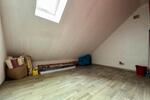 Dachgeschoßwohnung Hosenfeld - 3.5 Zimmer, 100 m&sup2;, 850&euro; | Angebot:26101308
