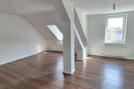 großzügige 4-Raum-Wohnung mit ABK im Herzen von Döbeln 4 zimmer