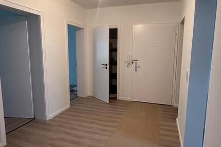 Wohnung Detmold Hakedahl - 4 Zimmer, 85 m&sup2;, 950&euro; | Angebot:25150010