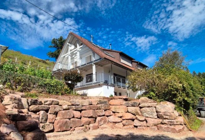 Dachgeschoßwohnung Ebhausen - 3 Zimmer, 105 m&sup2;, 1.250&euro; | Angebot:25261606