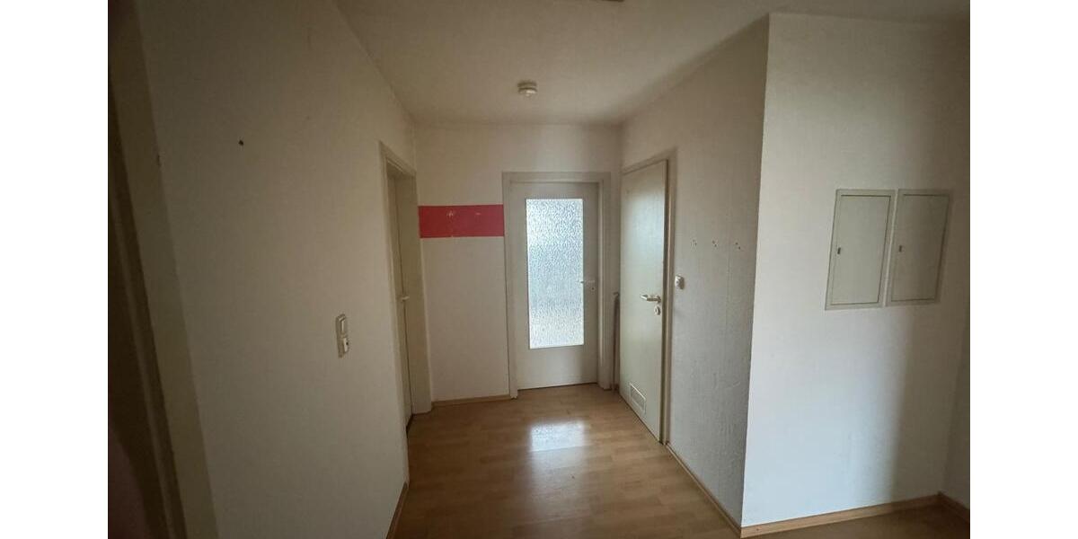 Dachgeschoßwohnung Ebern - 3 Zimmer, 80 m&sup2;, 500&euro; | Angebot:24946649