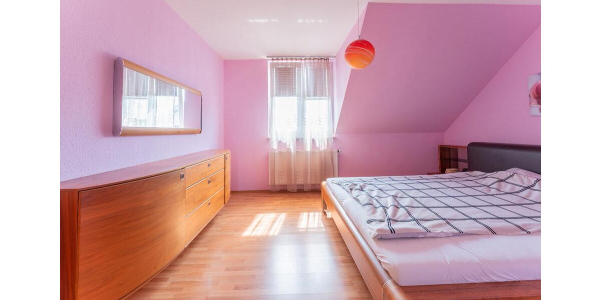 Reihenhaus Vellmar - 6 Zimmer, 134 m&sup2;, 1.700&euro; | Angebot:26638724