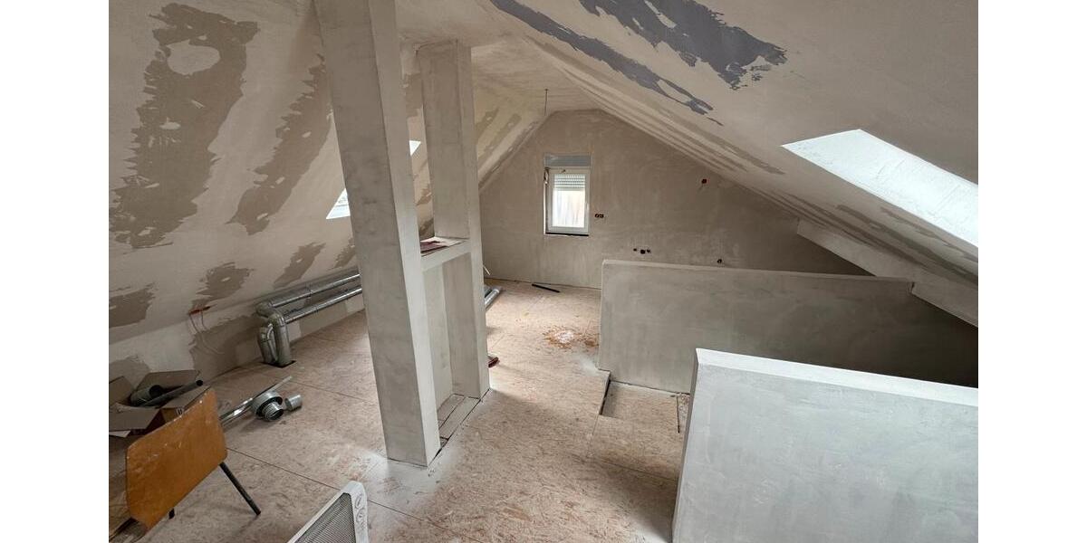 Dachgeschoßwohnung Tuttlingen - 1 Zimmer, 37 m&sup2;, 620&euro; | Angebot:25931299