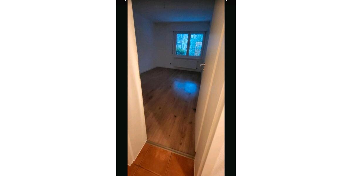 Etagenwohnung Karlsruhe Hagsfeld - 3 Zimmer, 67 m&sup2;, 1.000&euro; | Angebot:26615303