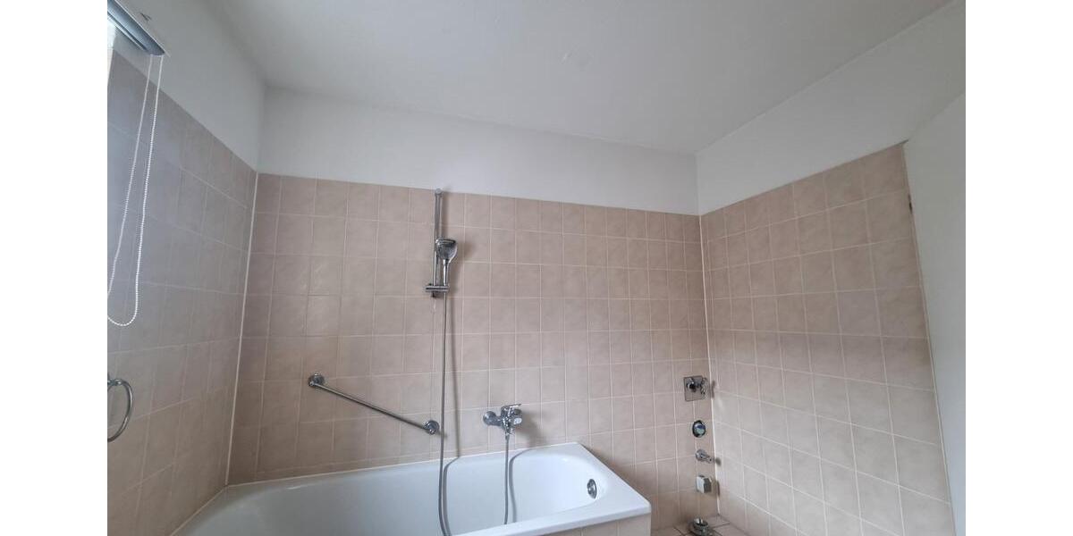 Dachgeschoßwohnung Halberstadt - 3 Zimmer, 79 m&sup2;, 460&euro; | Angebot:26460992