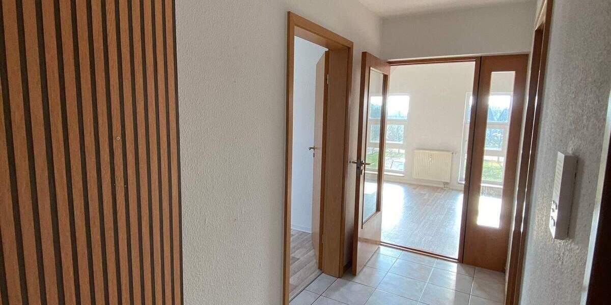 Etagenwohnung Burg - 2 Zimmer, 60 m&sup2;, 350&euro; | Angebot:25667670