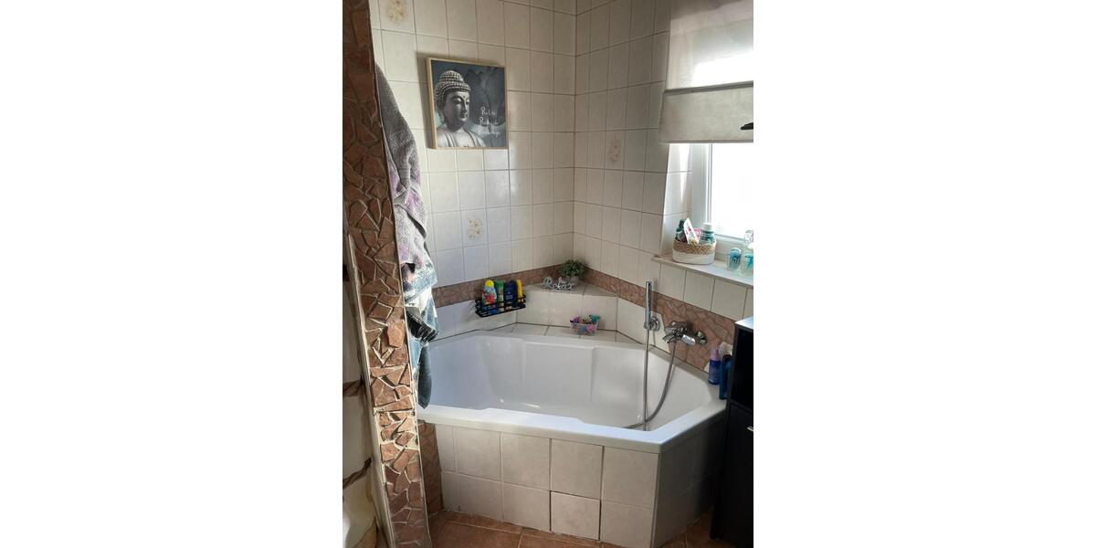 Dachgeschoßwohnung Heusweiler - 4 Zimmer, 98 m&sup2;, 920&euro; | Angebot:23870759