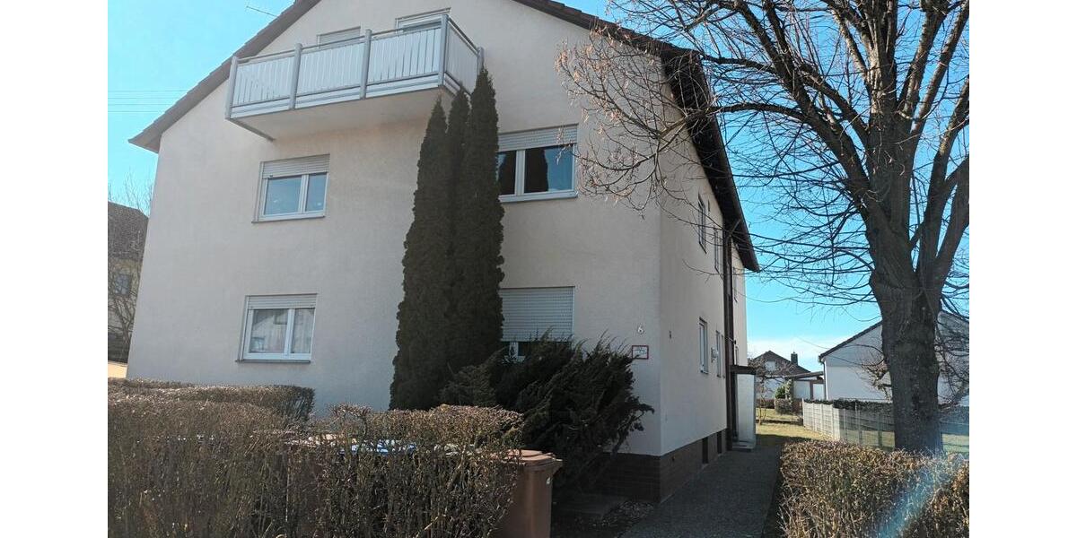 Dachgeschoßwohnung Giengen an der Brenz - 3 Zimmer, 60 m&sup2;, 720&euro; | Angebot:26574173