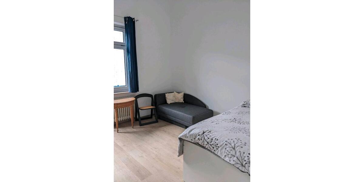 Wohnen auf Zeit Karlsruhe - 1 Zimmer, 15 m&sup2;, 795&euro; | Angebot:26276627