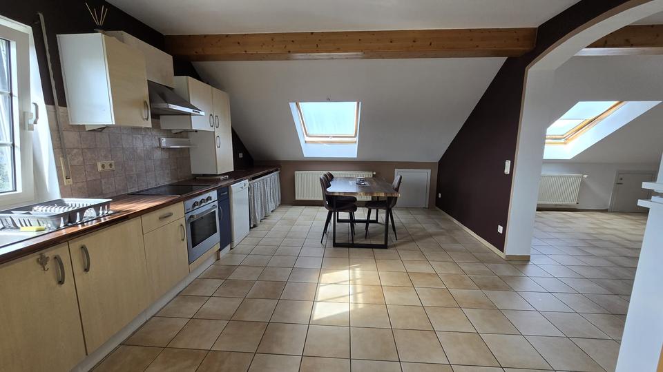 Dachgeschoßwohnung Echternacherbrück - 3 Zimmer, 104 m&sup2;, 880&euro; | Angebot:26212571