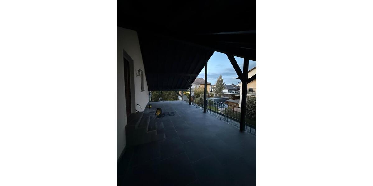 Dachgeschoßwohnung Bürstadt - 3 Zimmer, 80 m&sup2;, 1.250&euro; | Angebot:26237996