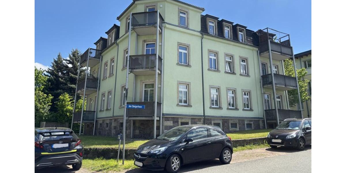Dachgeschoßwohnung Freital - 1 Zimmer, 42 m&sup2;, 350&euro; | Angebot:26679950