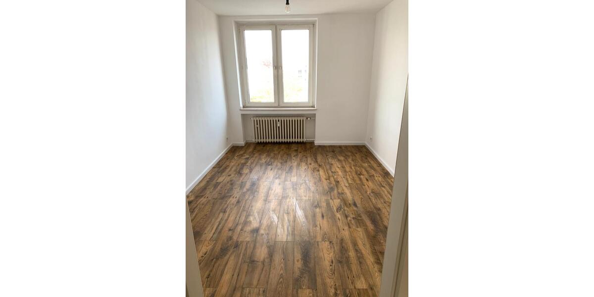 Etagenwohnung Mönchengladbach Süd - 4 Zimmer, 106 m&sup2;, 954&euro; | Angebot:26285183