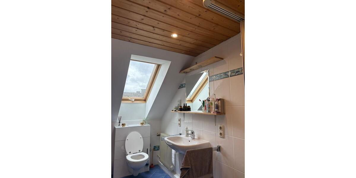 Dachgeschoßwohnung München Bogenhausen - 1 Zimmer, 14 m&sup2;, 560&euro; | Angebot:26591698