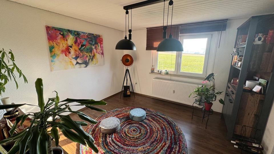 Etagenwohnung Stockheim - 4 Zimmer, 100 m&sup2;, 800&euro; | Angebot:26268473