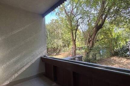* Mockau * 2 Zimmer * KücheBad mit Fenster * Wanne * Balkon *