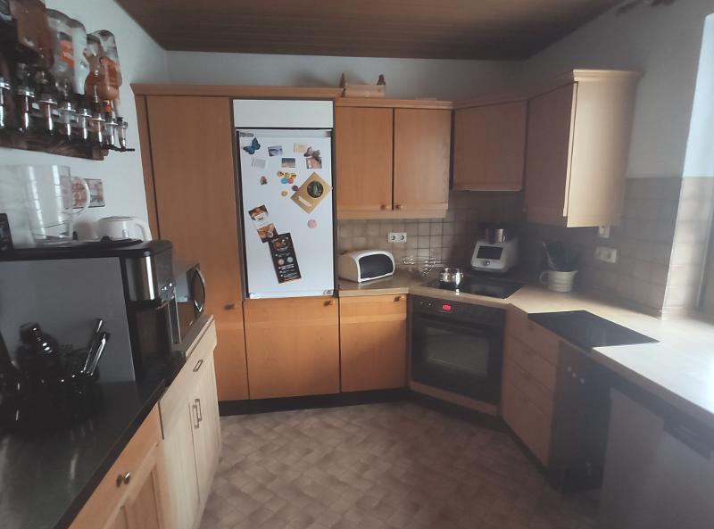 4 Zi. EG Wohnung mit Terrasse, Gartenanteil und Garage 4 zimmer