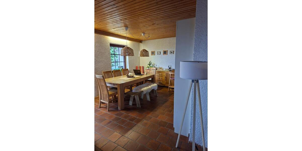 Etagenwohnung Hatzfeld (Eder) - 3 Zimmer, 90 m&sup2;, 700&euro; | Angebot:25416524
