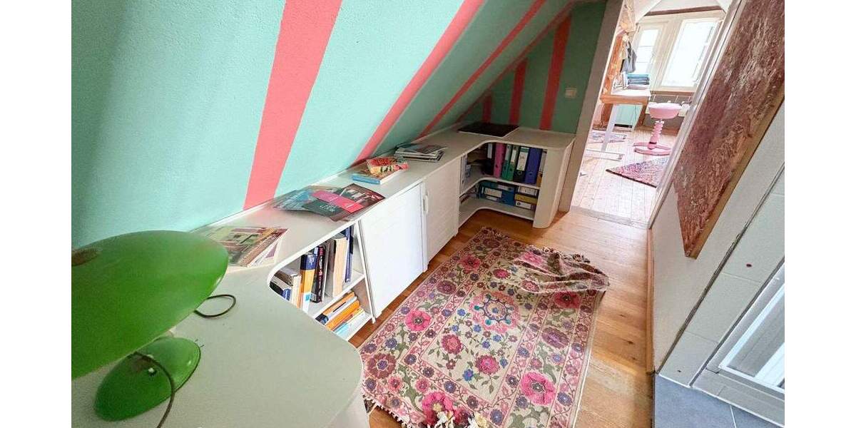 Schönes Fachwerkhaus mit kleinem Garten in ruhiger Lage 4 zimmer