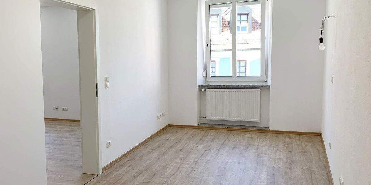 Etagenwohnung Straubung Straubing - 4 Zimmer, 84 m&sup2;, 820&euro; | Angebot:25711106