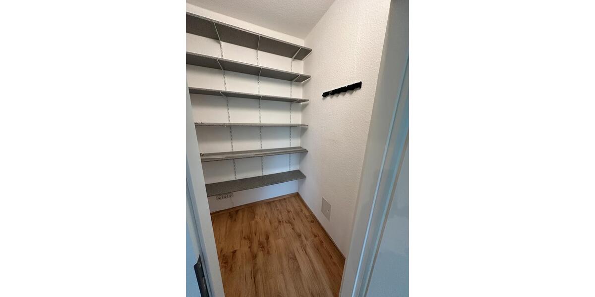 Erdgeschoßwohnung Ebsdorfergrund - 3 Zimmer, 80 m&sup2;, 750&euro; | Angebot:26649770