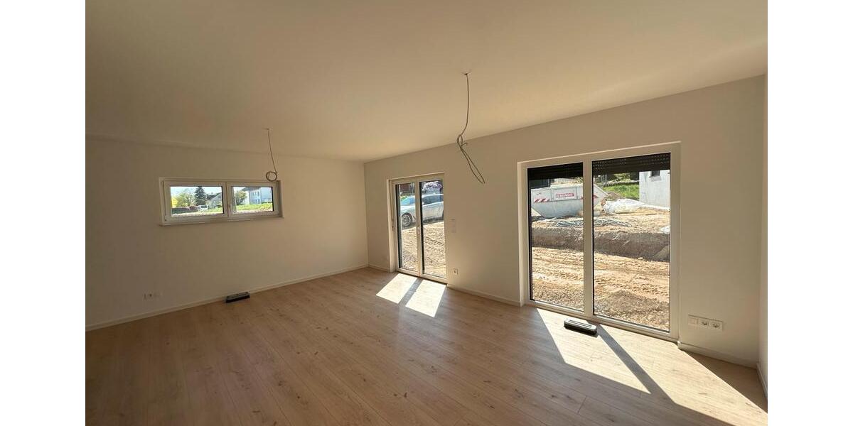 Etagenwohnung Herford - 5 Zimmer, 150 m&sup2;, 1.695&euro; | Angebot:26284333