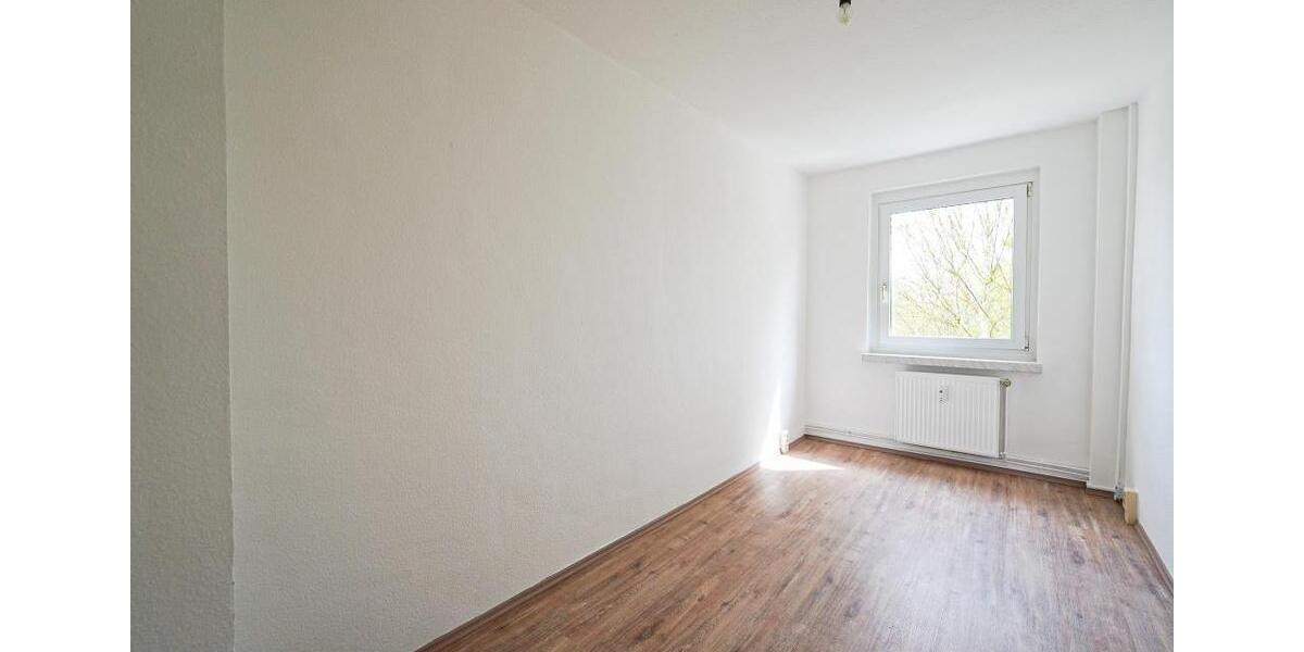 Renovierte Dreiraumwohnung mit Balkon– sofort bezugsfrei! 3 zimmer