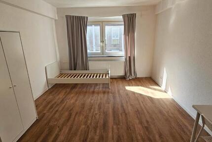 Historie trifft Moderne - Dein WG Zimmer in einer alten Druckerei 1 zimmer