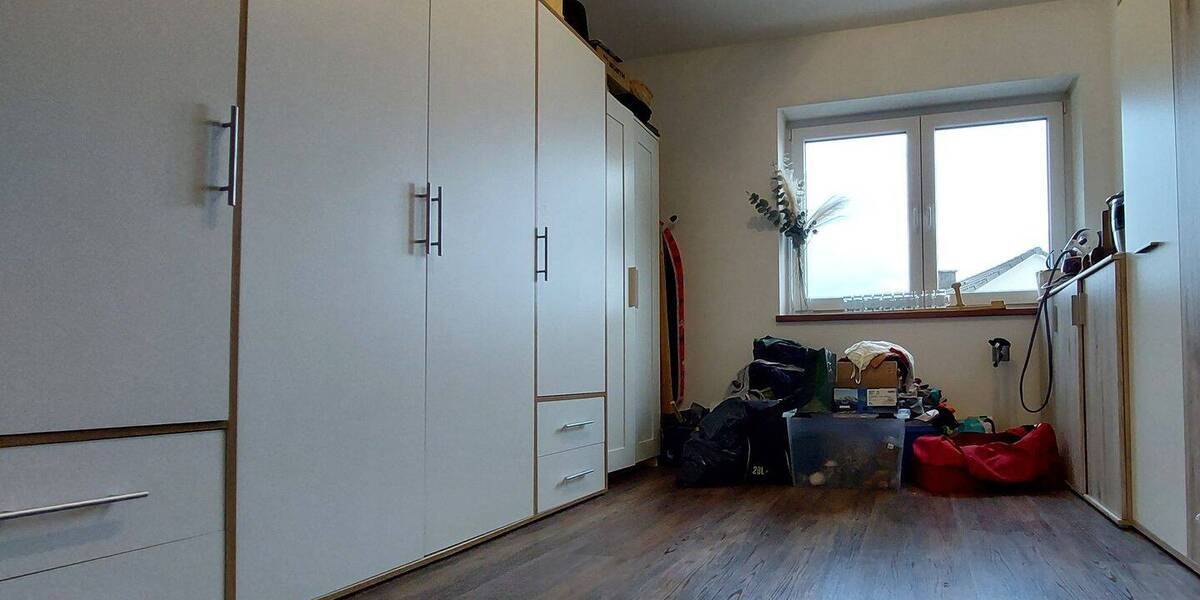 Etagenwohnung Bitburg - 4 Zimmer, 121 m&sup2;, 1.190&euro; | Angebot:25693099