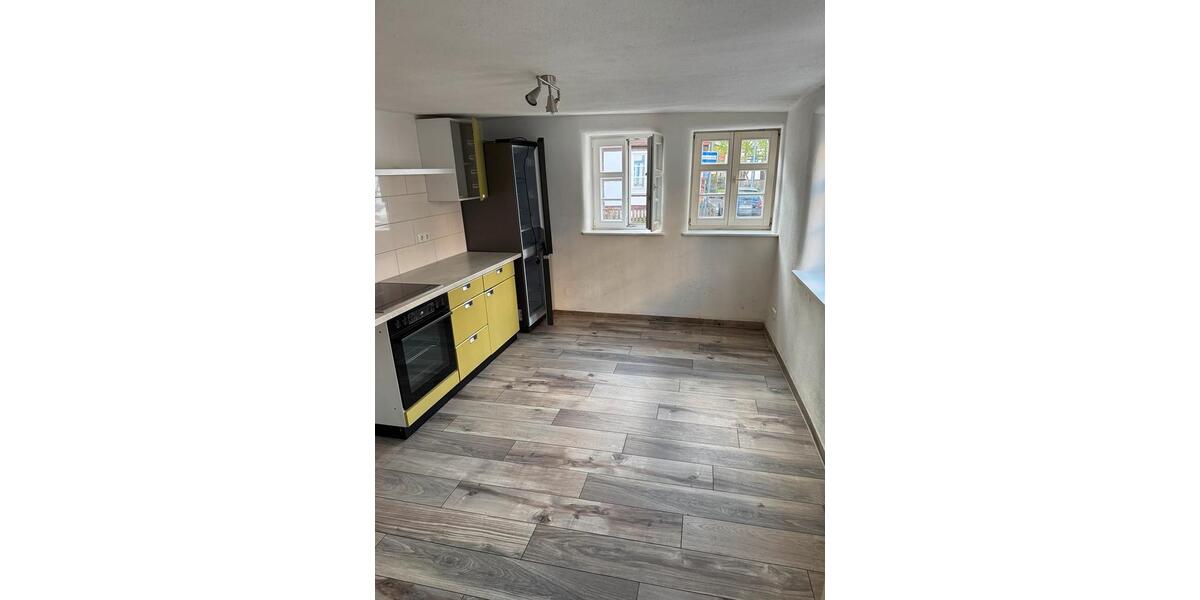 Einfamilienhaus Korbach - 7 Zimmer, 149 m&sup2;, 1.250&euro; | Angebot:26289947