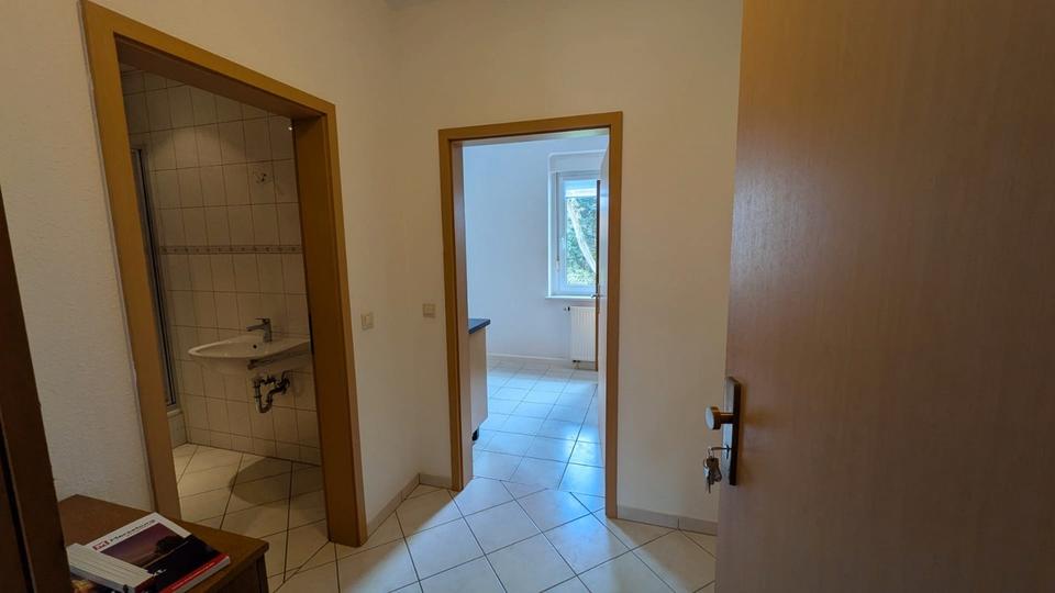 Erdgeschoßwohnung Braunsbedra - 1 Zimmer, 39 m&sup2;, 200&euro; | Angebot:26279624