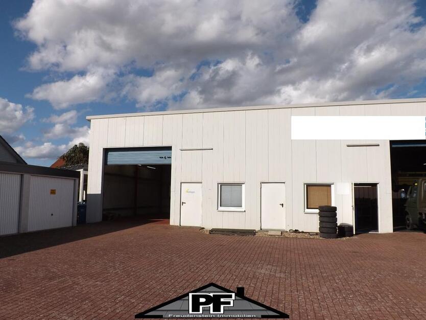 Tolle LagerhalleWerkstatt ca. 85 m² mit Büro, WC und ca. 200 m² Außenfläche in Vordorf