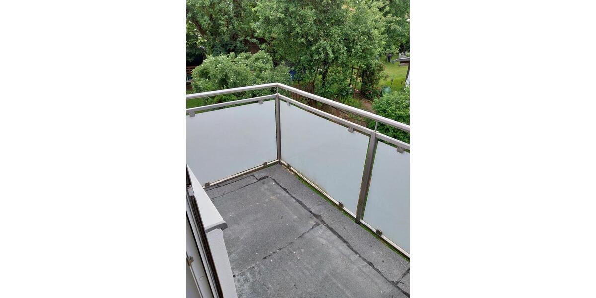 Etagenwohnung Lappersdorf - 3 Zimmer, 80 m&sup2;, 1.100&euro; | Angebot:25546638