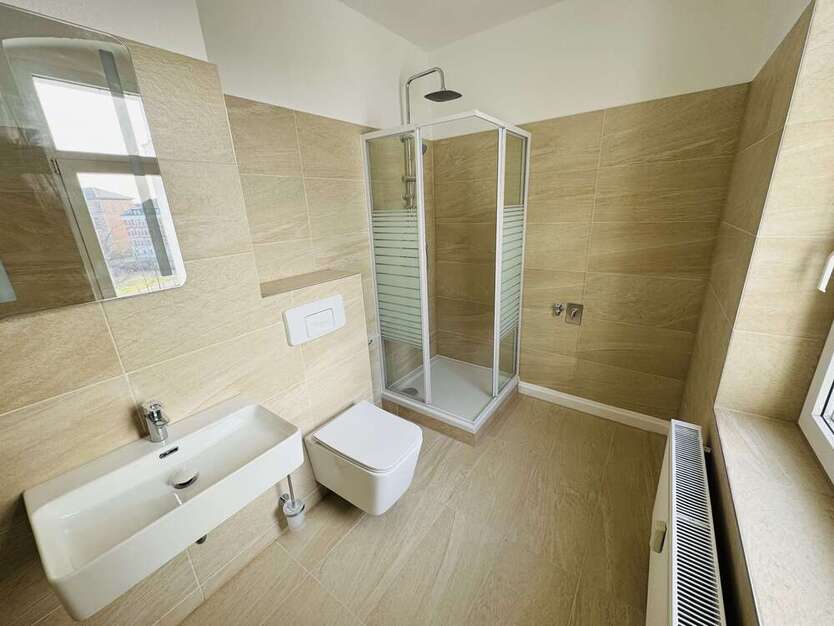 Wohnung zum Mieten in Chemnitz 550 € 94.64 m² 3 zimmer