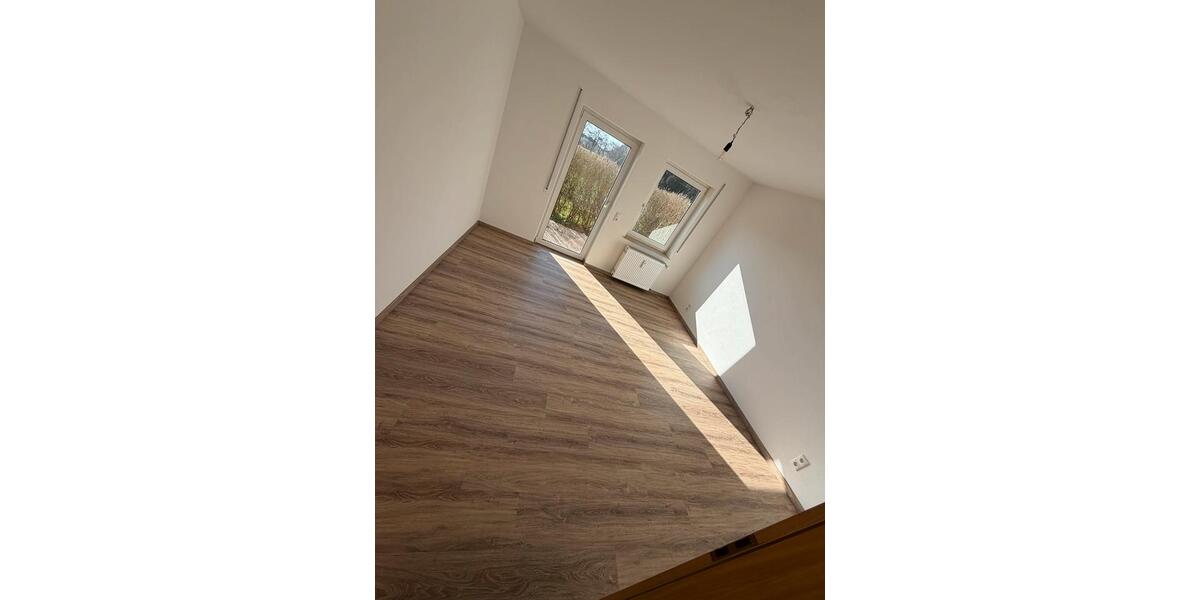 Erdgeschoßwohnung Dinkelsbühl - 3 Zimmer, 76 m&sup2;, 600&euro; | Angebot:26006496